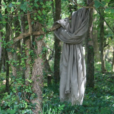 Voorjaars sjaal wol & katoen, olijfgroen